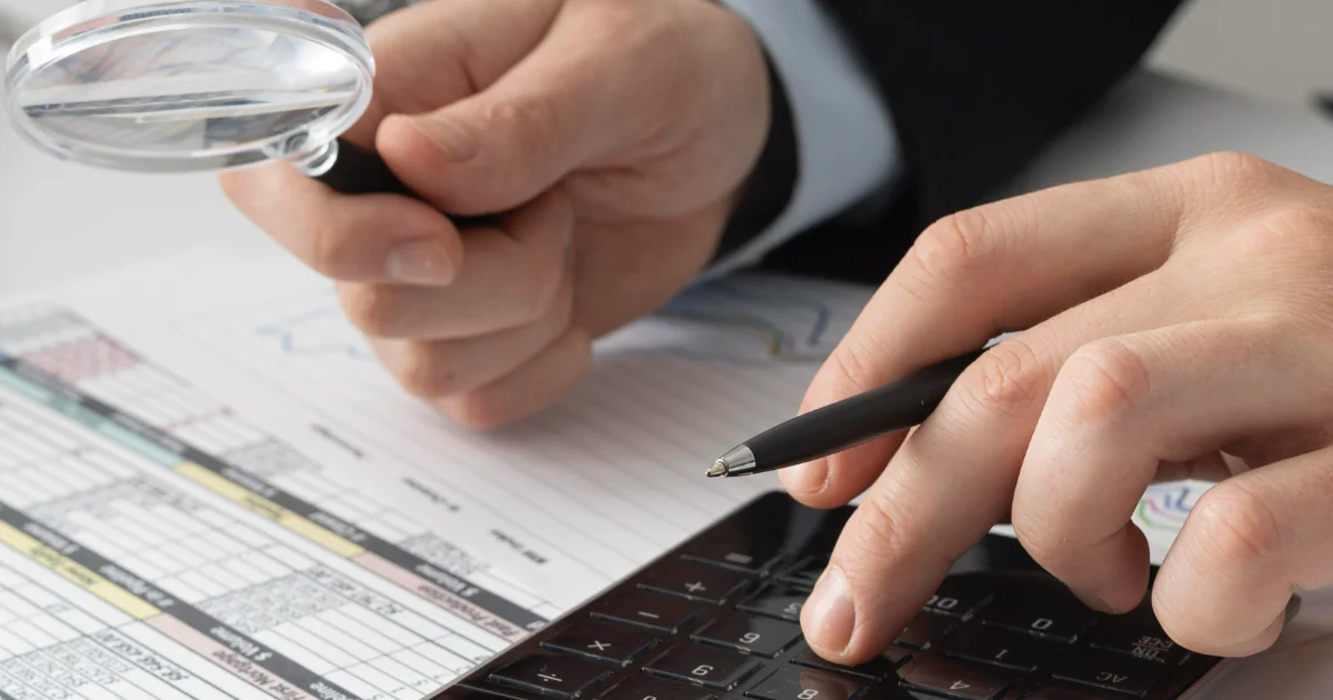 13-job Treasurers and controllers