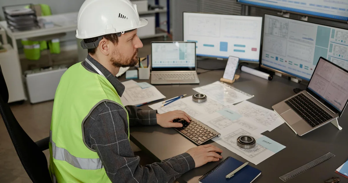 Industrial engineering technologists
