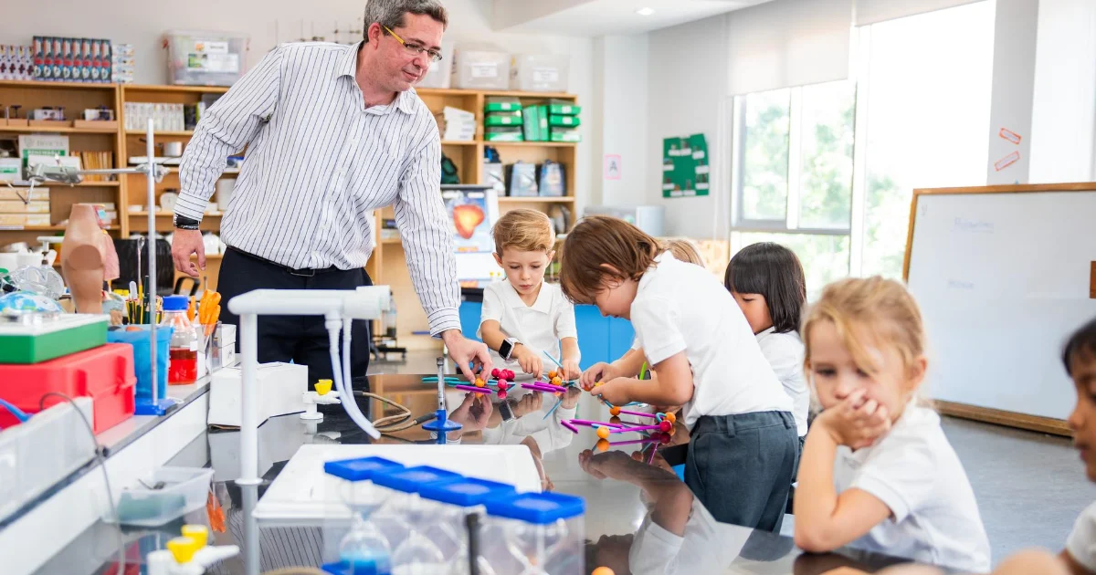 Elementary school teachers, except special education