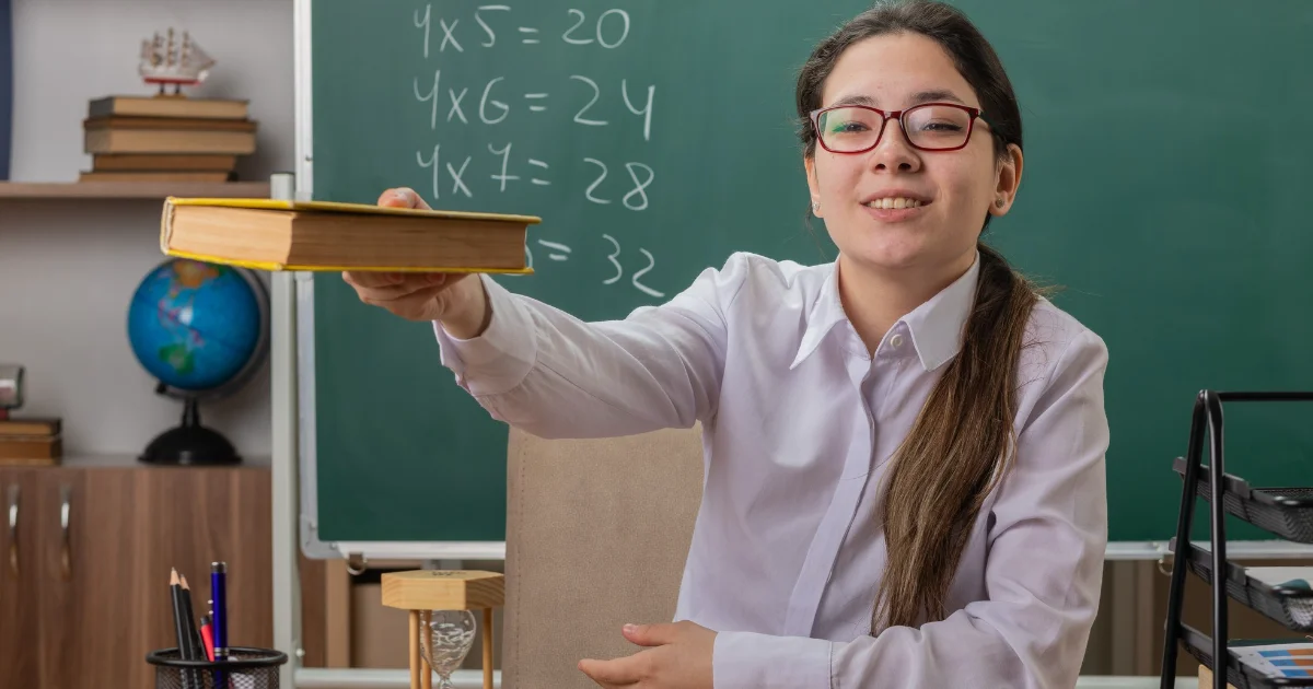 Middle school teachers, except special and career/technical education