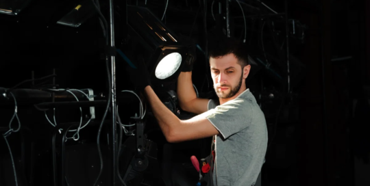 Audio and video equipment technicians