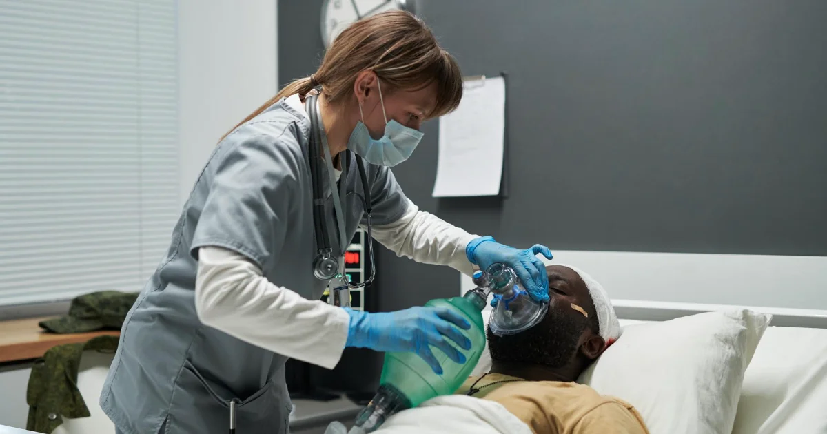 Respiratory therapy technicians