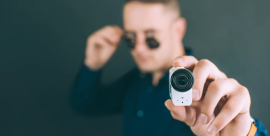 Private detectives and investigators