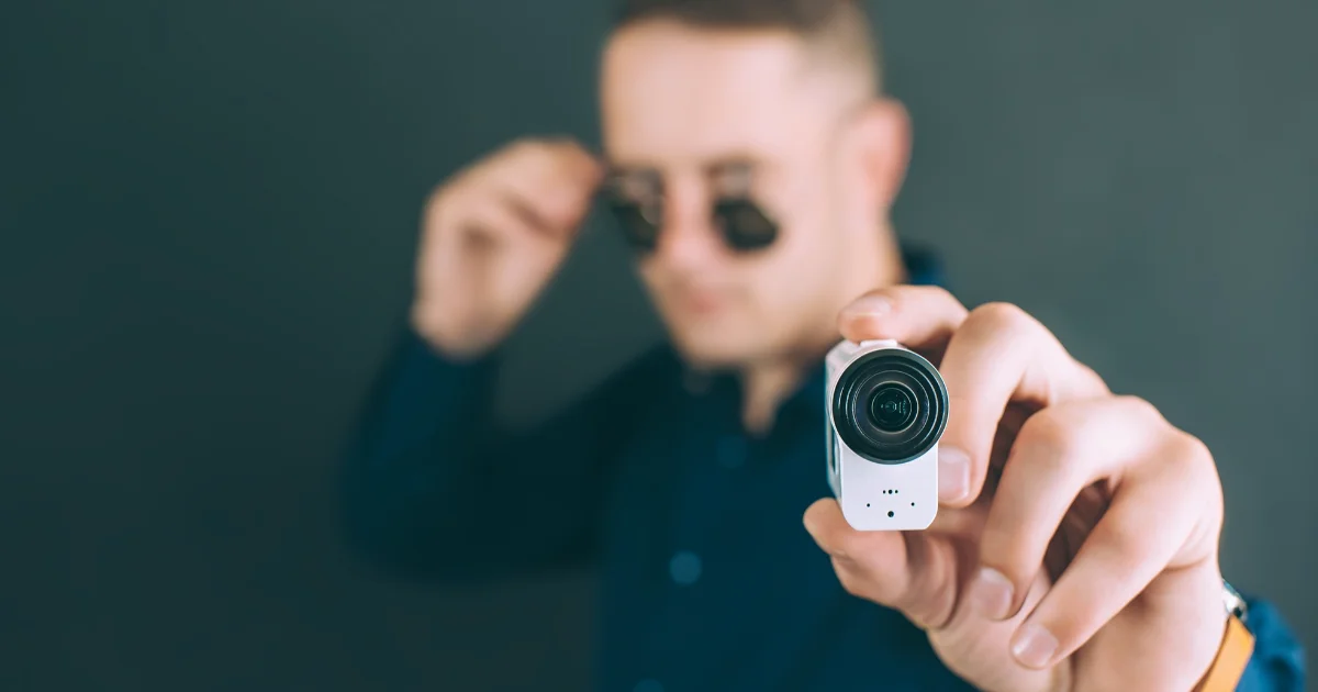 Private detectives and investigators