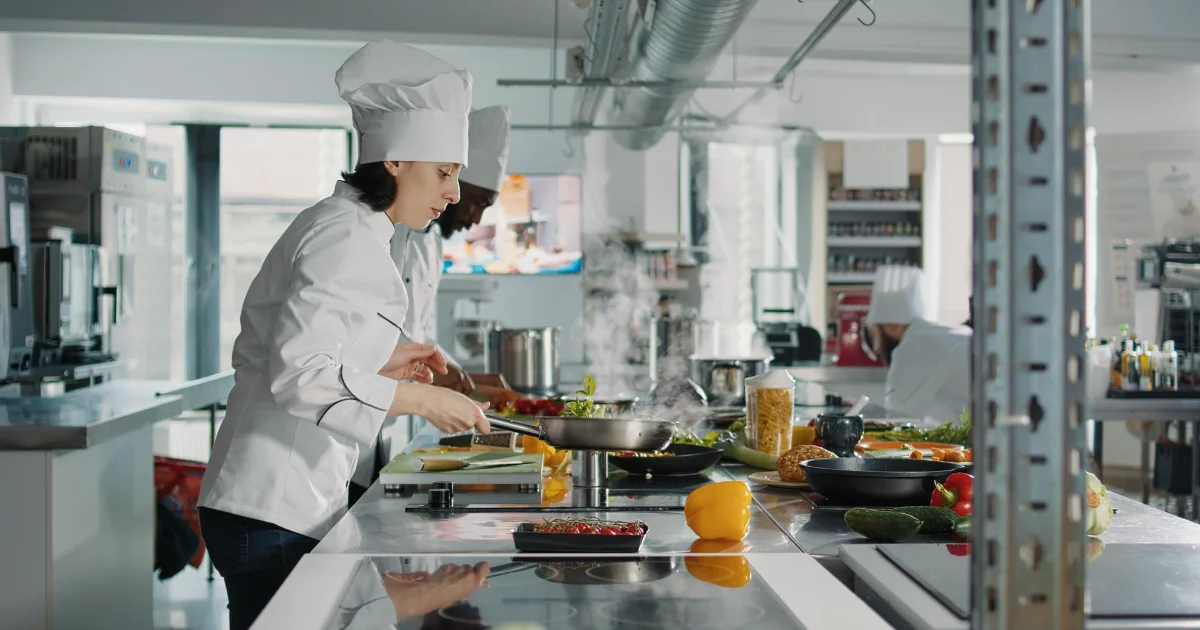 Cooks, institution and cafeteria