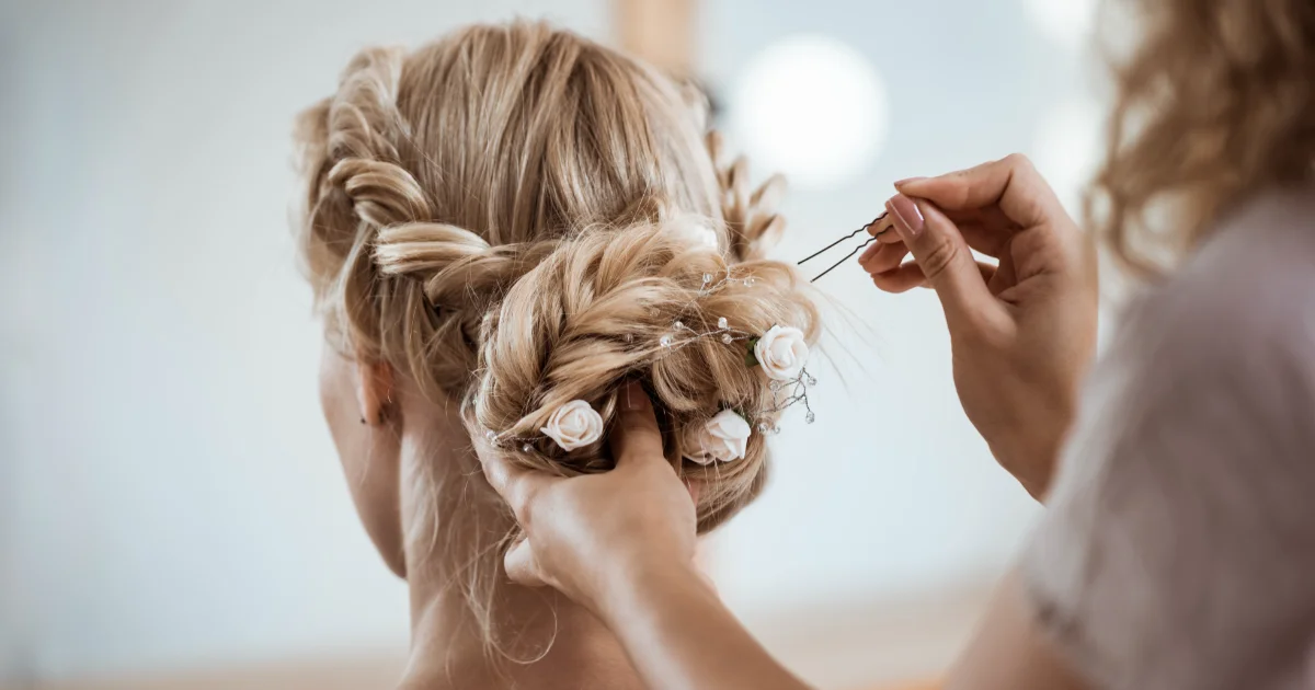 Hairdressers, hairstylists, and cosmetologists