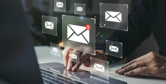 Correspondence clerks