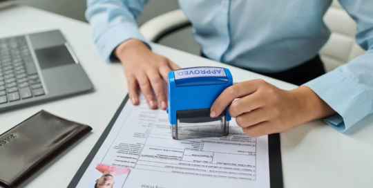 License clerks