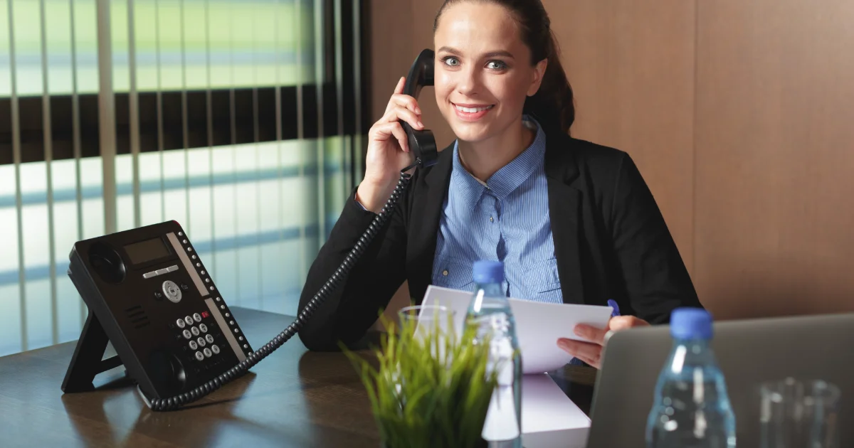 Executive secretaries and executive administrative assistants