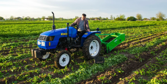 Agricultural equipment operators