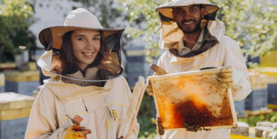 Farmworkers, farm, ranch, and aquacultural animals