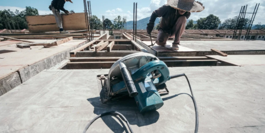 Helpers (roofers)