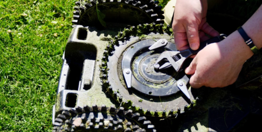 Outdoor power equipment and other small engine mechanics