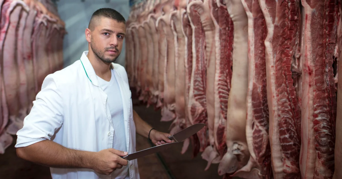 Slaughterers and meat packers