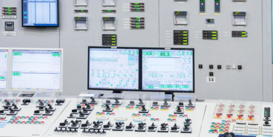 Nuclear power reactor operators
