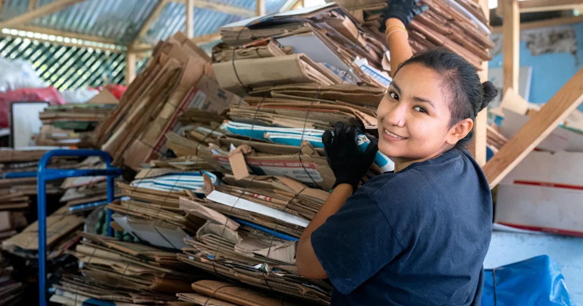 Recycling and reclamation workers